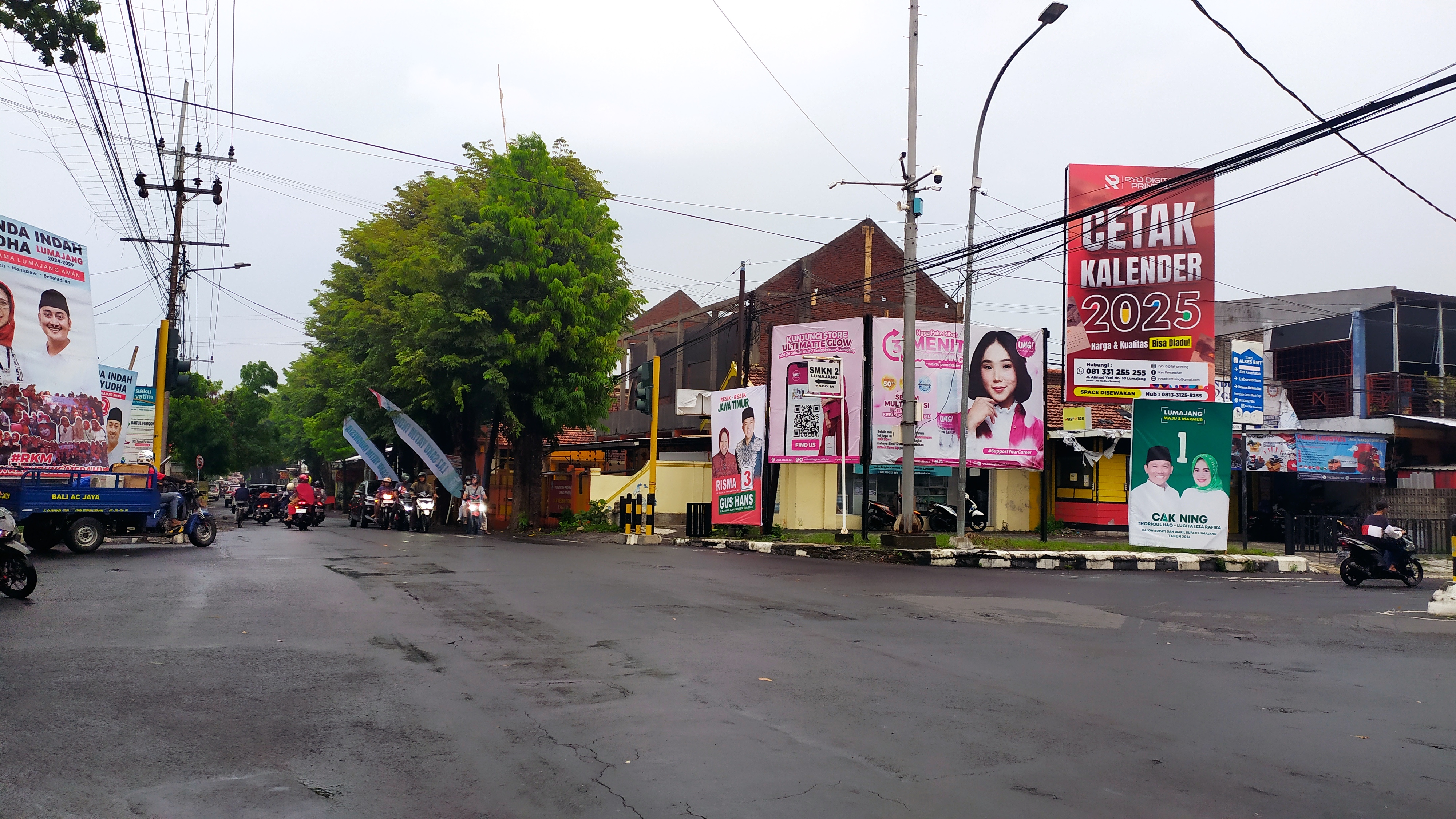 Foto Perlengkapan