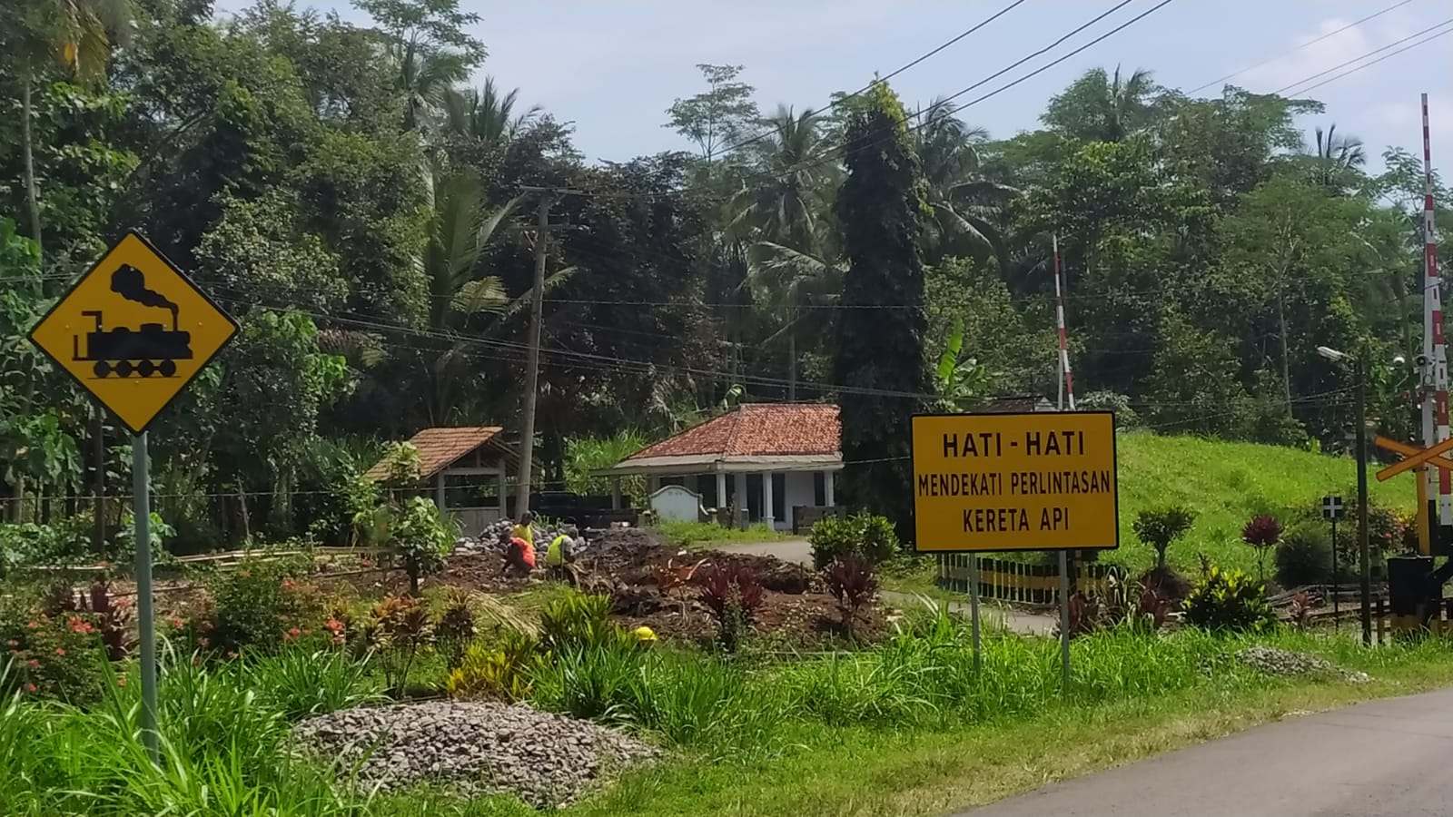 Foto Rambu Tanpa Pintu