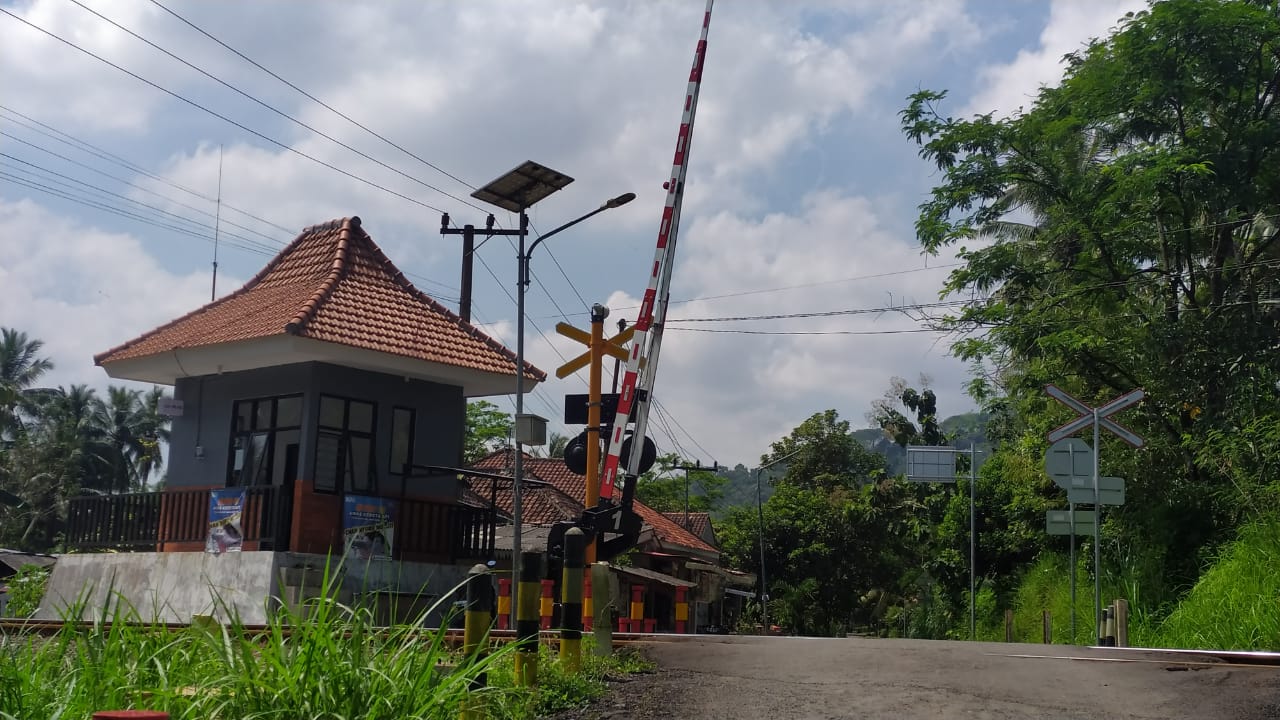 Foto Alat Penerangan Jalan