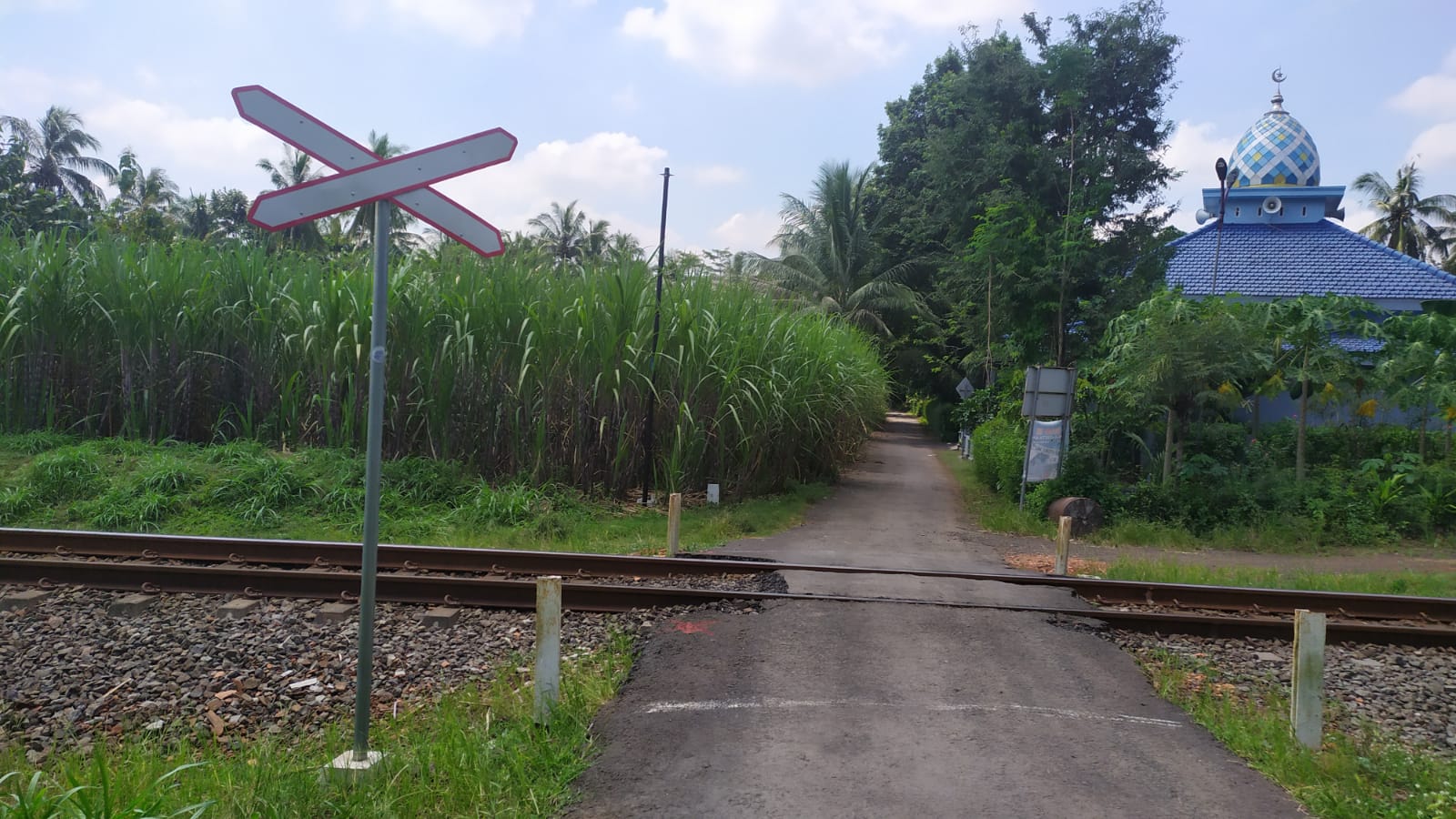 Foto Rambu Jalur Tunggal