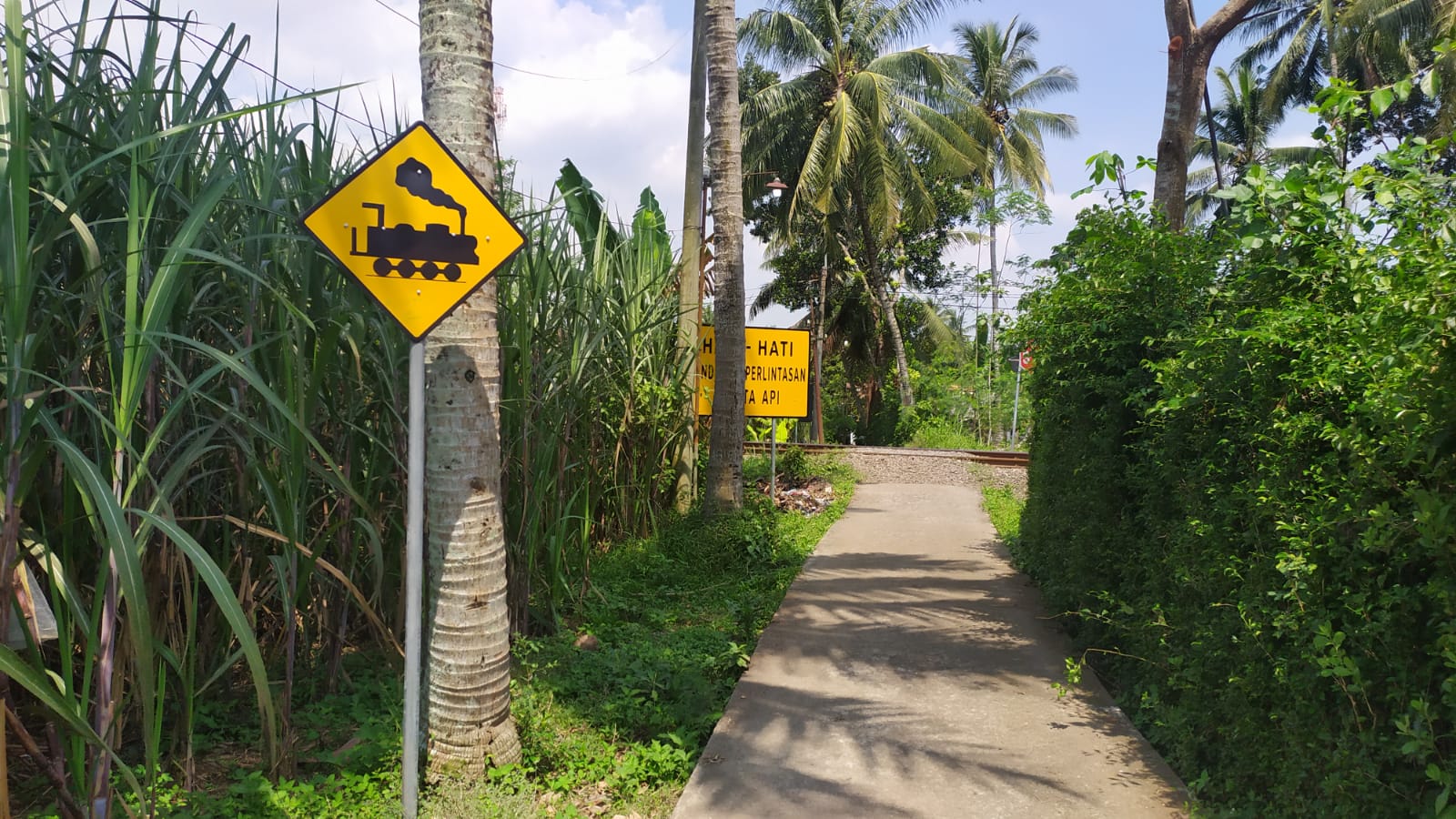 Foto Rambu Tanpa Pintu